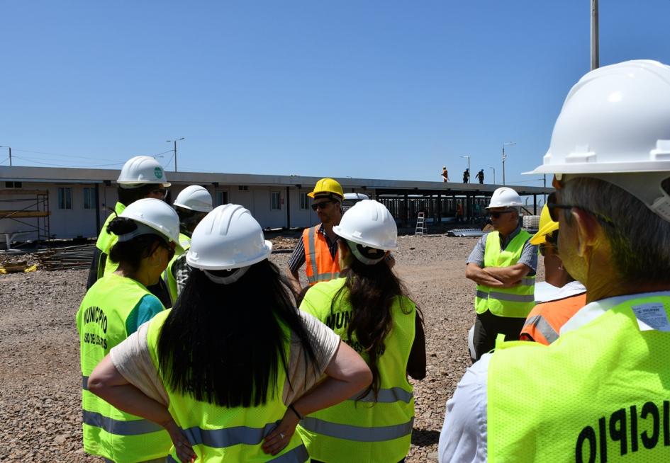 Equipos técnicos de Dinot, Intendencia de Tacuarembó y Municipio de Paso de los Toros visitando predio donde se construye la Planta de UPM II