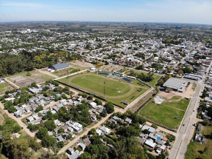 Canelones Imagen aérea de Canelones con partes de ciudad y ruralidad