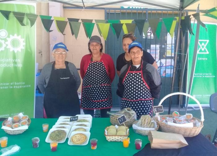 Emprendedores de Plan Juntos participaron de ferias vecinales