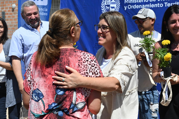 Entrega de viviendas barrio Villa Española Complejo Tobas