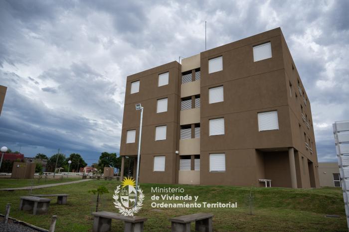 Entrega edificio de Colonia