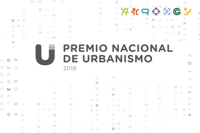 Premio Nacional de Urbanismo 2019 diseño con distintas formas y colores y la inscripción Premio Nacional de Urbanismo