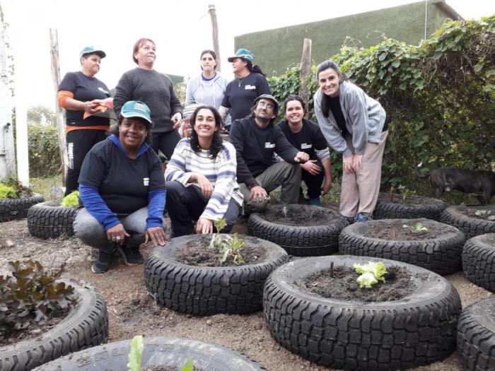 Huerta comunitaria en barrio de Plan Juntos