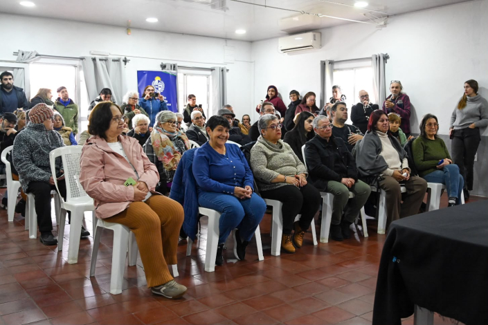 Escrituración Cooperativa Manchega publico presente