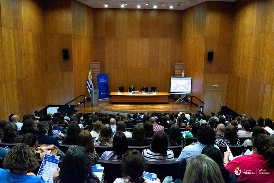 Primer encuentro sobre Salud Mental y Gestión Humana Primer encuentro sobre Salud Mental y Gestión Humana