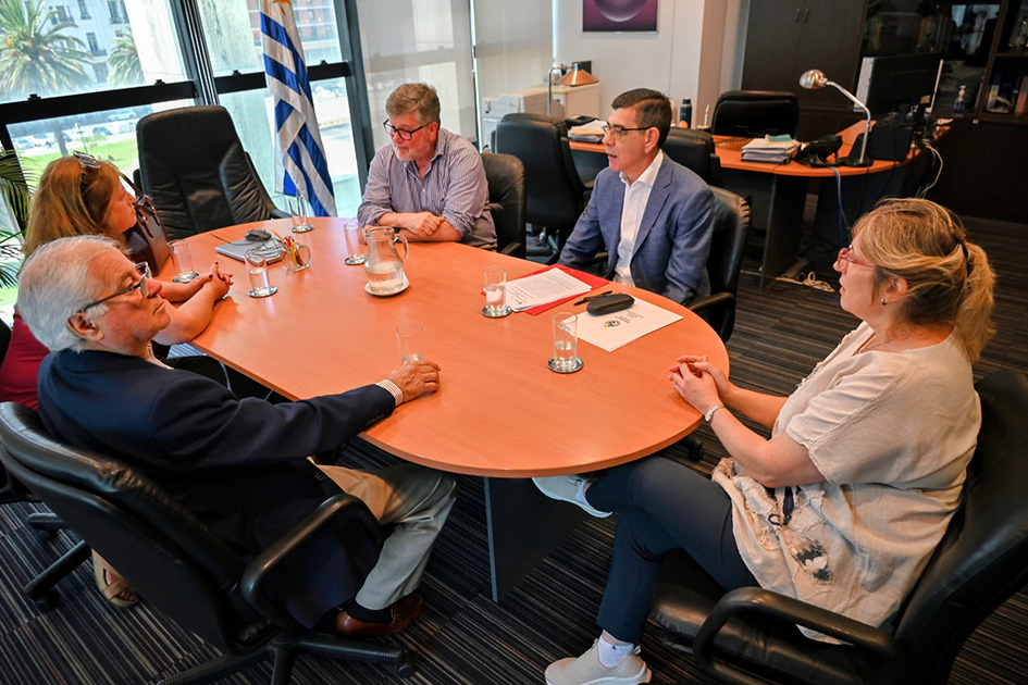 La ONSC y la Junta Departamental de Colonia firman acuerdo para fortalecer la gestión pública