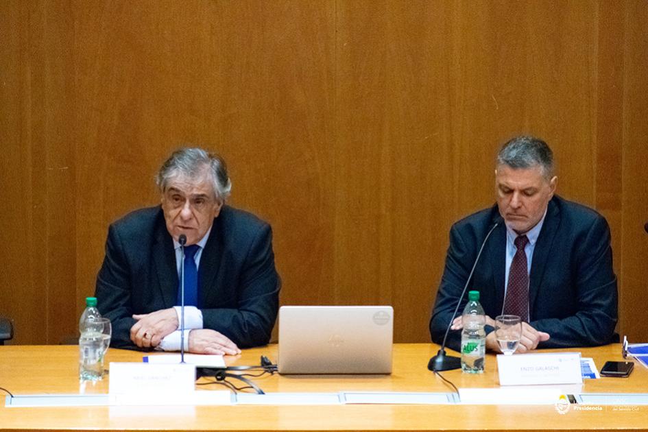 Primer encuentro sobre Salud Mental y Gestión Humana Primer encuentro sobre Salud Mental y Gestión Humana