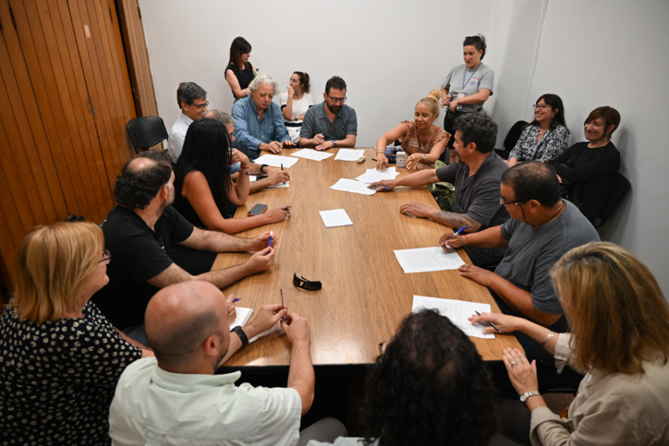 Se cerró la ronda 2025 de Consejos de Rama del sector público con un amplio acuerdo colectivo Se cerró la ronda 2025 de Consejos de Rama del sector público con un amplio acuerdo colectivo