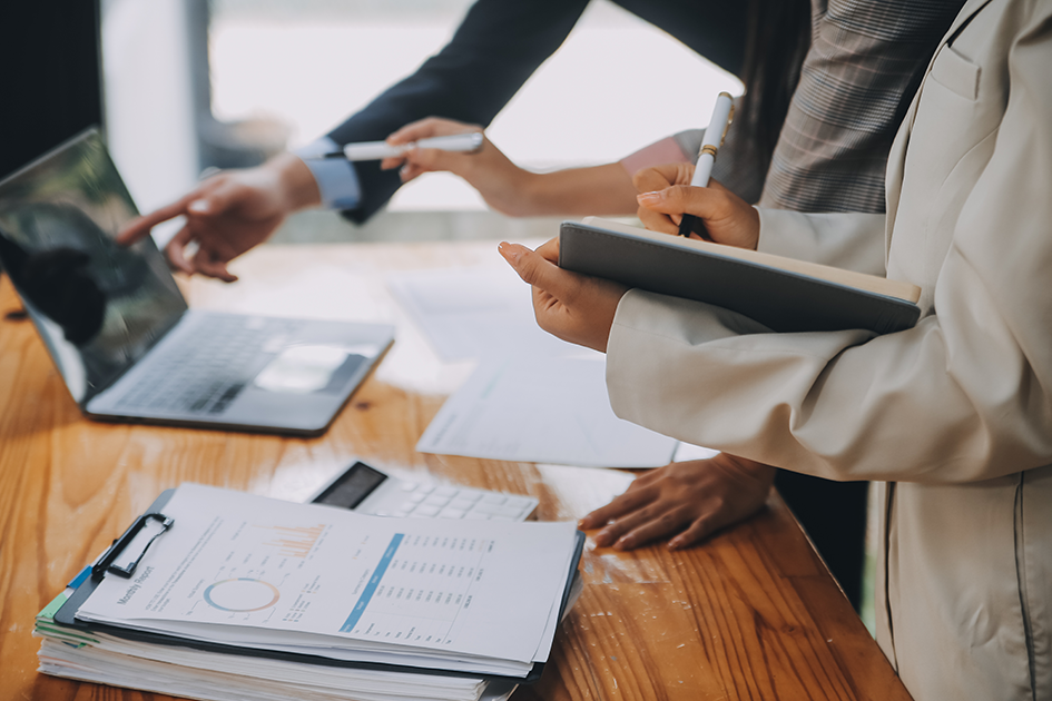 Auditor Interno Gubernamental Personas trabajando