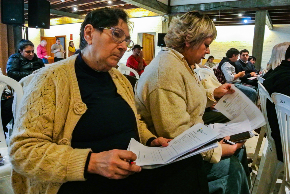 Personas sentadas