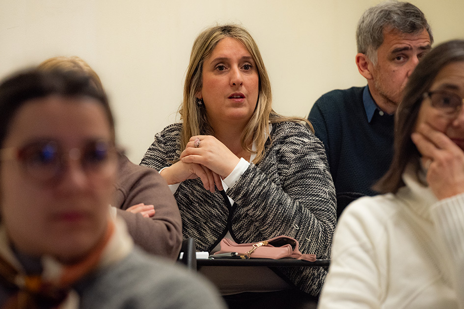 Capacitación para integrantes de tribunales en concursos de ingreso a la Administración Central
