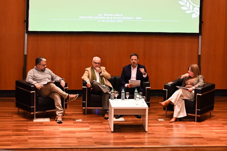 Panel 2: “Trabajo: percepción y realización personal” Panel 2: “Trabajo: percepción y realización personal”