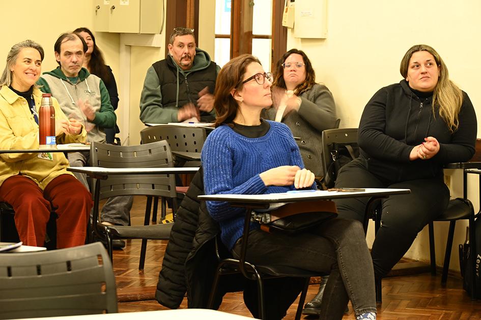 Encuentro de Replicadores/as para el Sistema de Gestión del Desempeño Personas en una clase