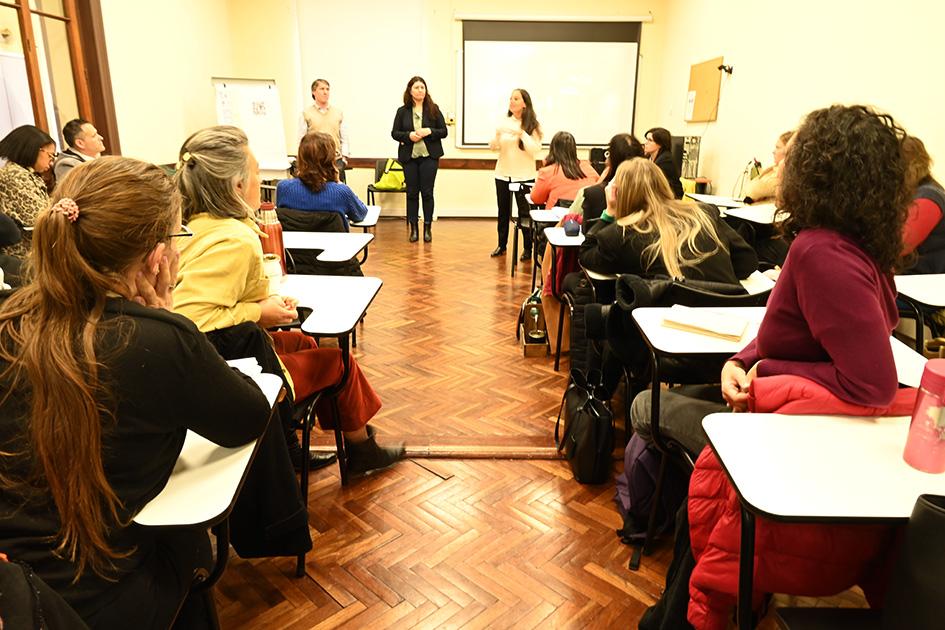 Encuentro de Replicadores/as para el Sistema de Gestión del Desempeño Personas en una clase
