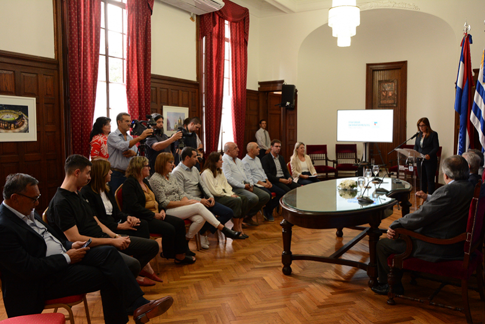 Convenio de Cooperación Intendencia de Colonia-ONSC Convenio de Cooperación Intendencia de Colonia-ONSC