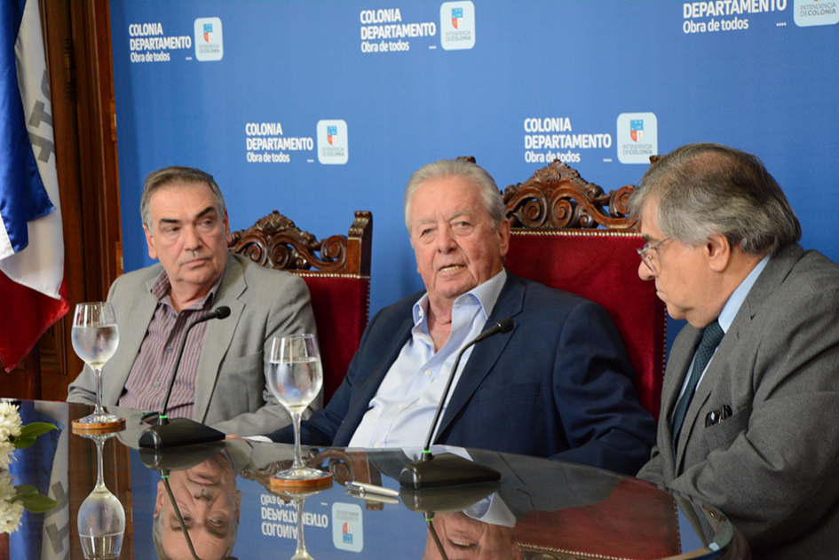 Convenio de Cooperación Intendencia de Colonia-ONSC Convenio de Cooperación Intendencia de Colonia-ONSC