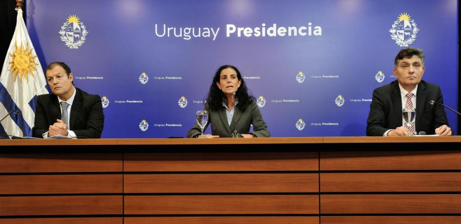 Conrado Ramos, Azucena Arbeleche e Isaac Alfie.