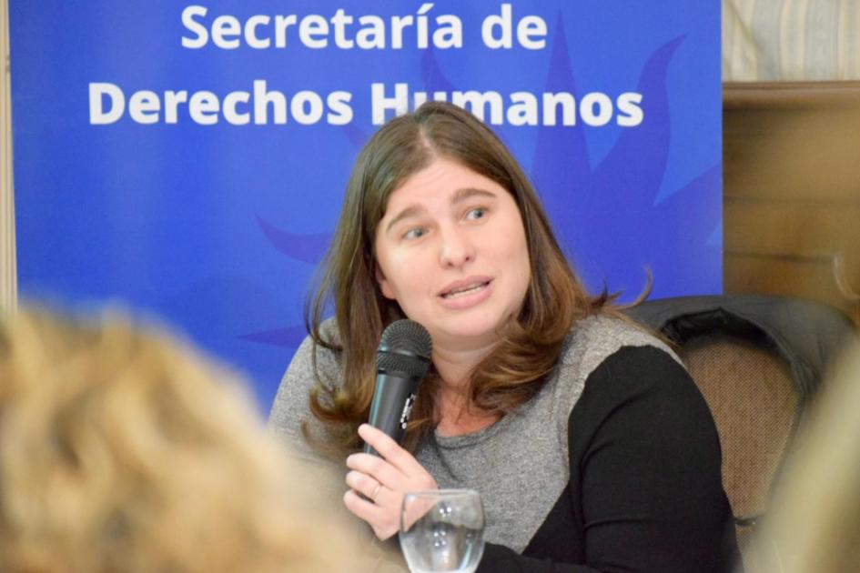 Enfoque de Derechos Humanos en las Políticas Públicas Enfoque de Derechos Humanos en las Políticas Públicas