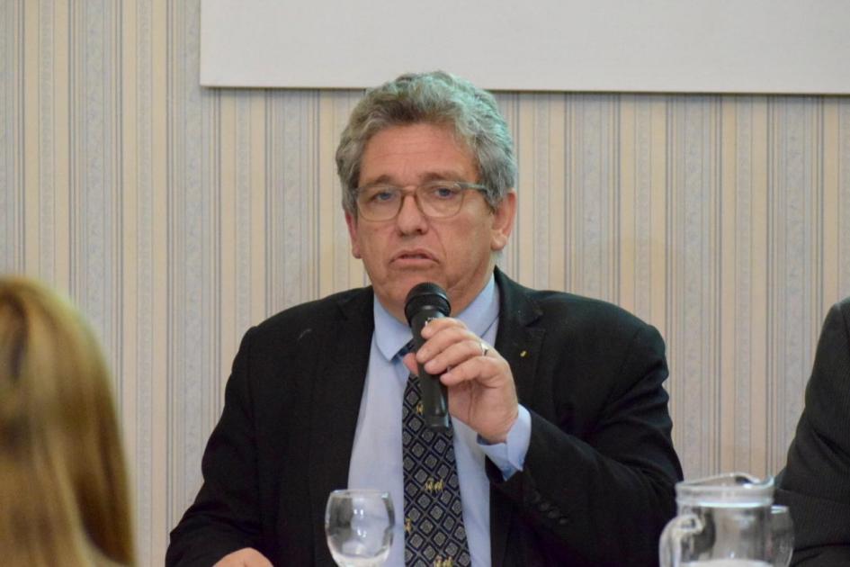Oscar Centurión, Gerente de la ENAP Oscar Centurión, Gerente de la ENAP