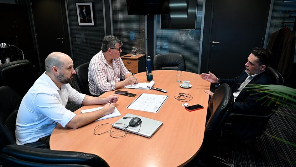 ONSC y MIDES acuerdan tres líneas estratégicas para impulsar inclusión y empleo juvenil ONSC y MIDES acuerdan tres líneas estratégicas para impulsar inclusión y empleo juvenil