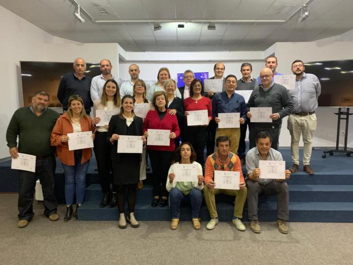 Entrega de certificados del “Taller de Evaluación del Desempeño”.