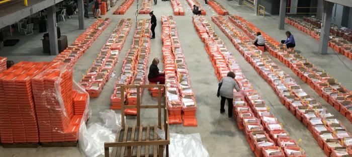 Elecciones Urnas naranjas