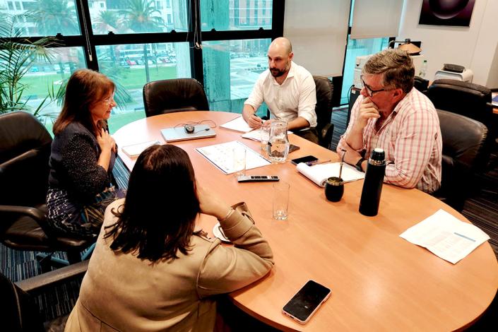 La ONSC y el TCA se unen para fortalecer la formación jurídica en el ámbito público