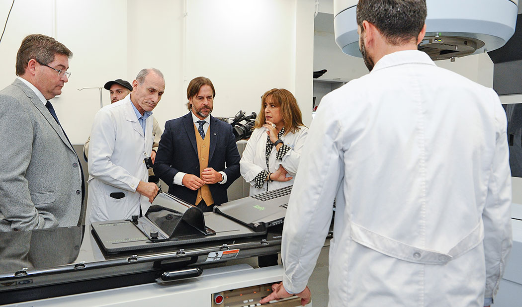 Nuevo equipamiento de radioterapia en Hospital de la Mujer permitirá ...