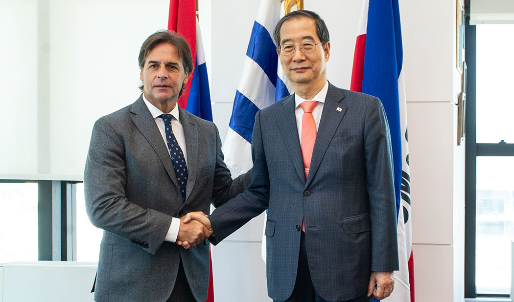 Presidente Lacalle Pou se reunió con el primer ministro de la República