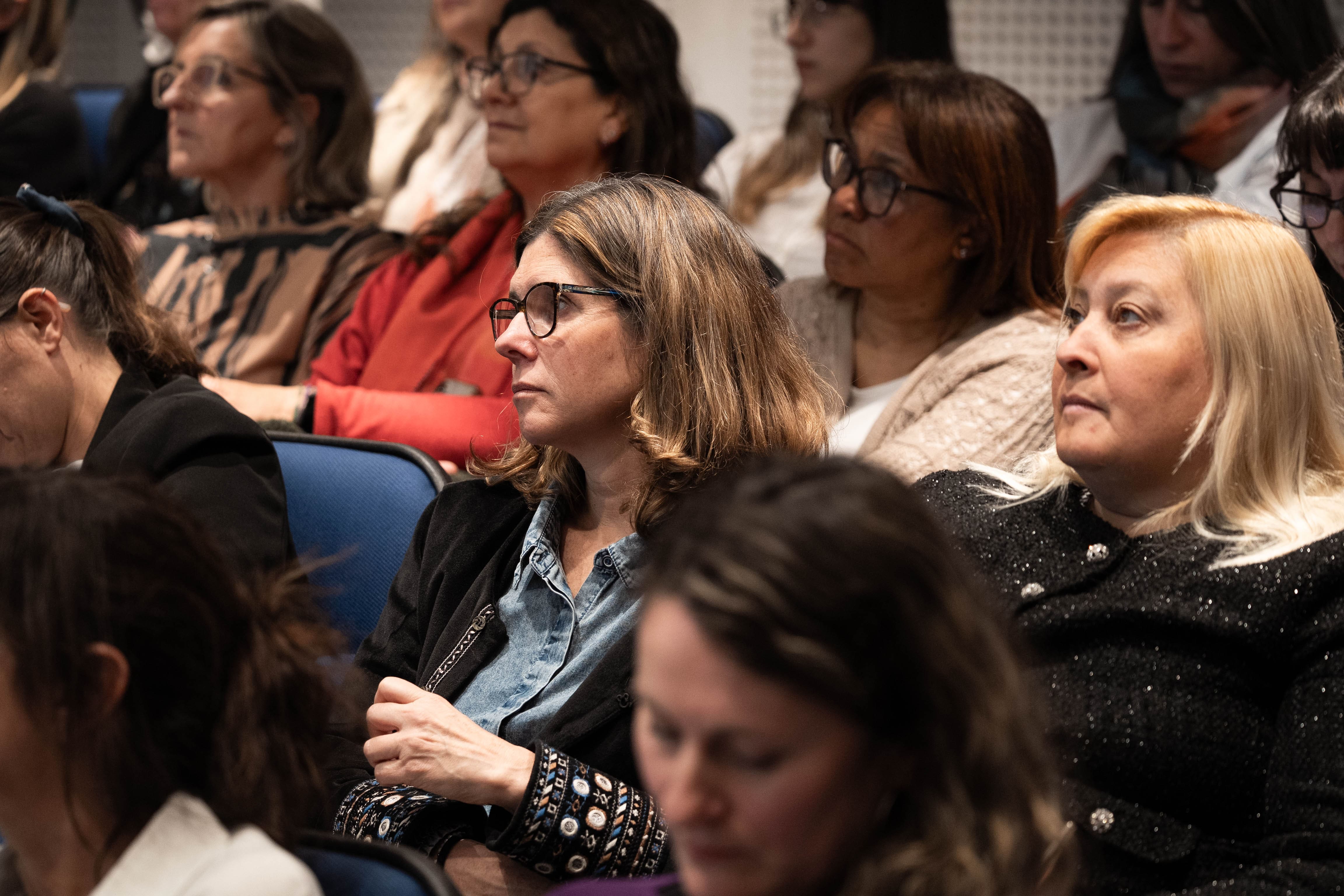 Asistentes a la presentación del informe