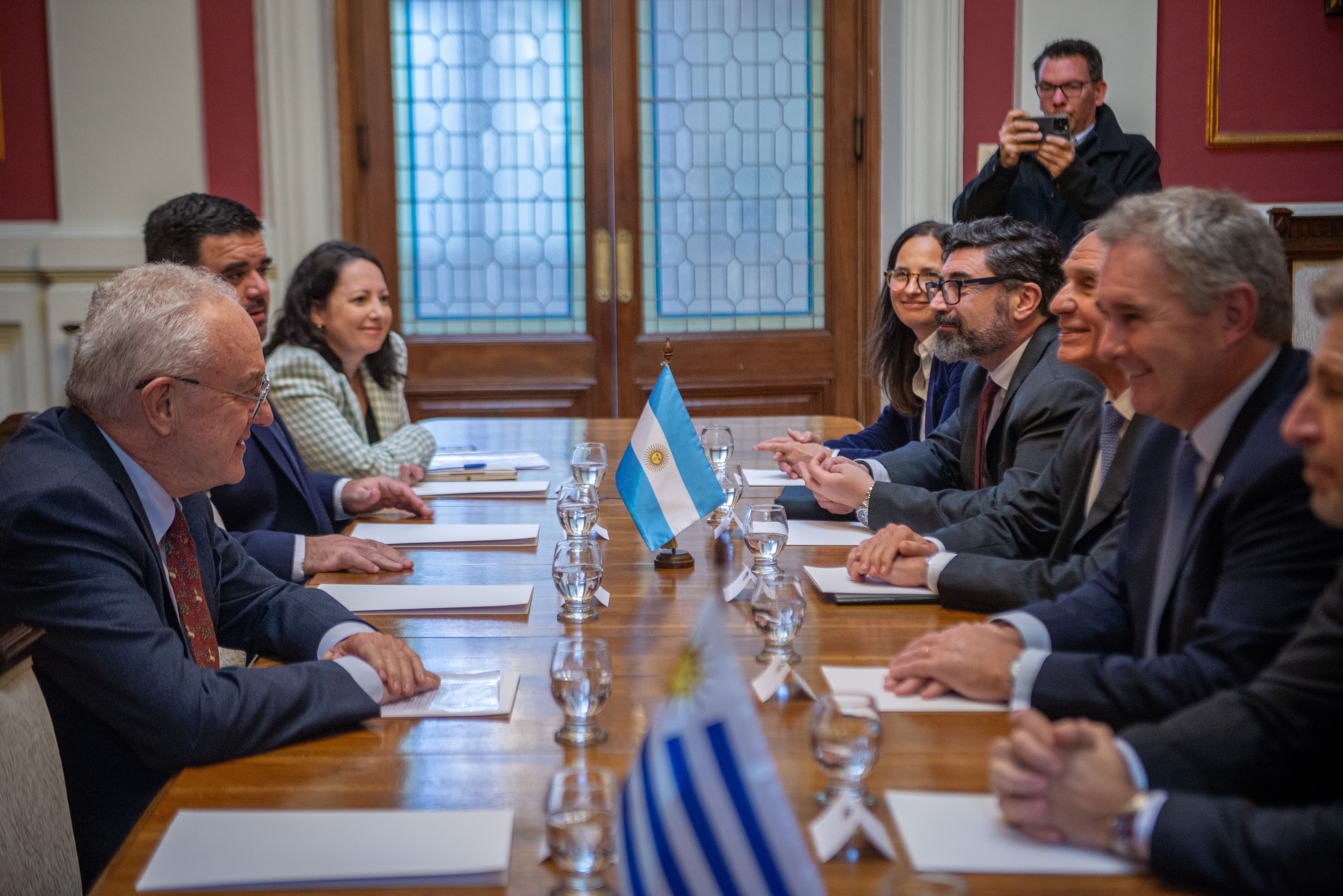 Reunión de cancillerías