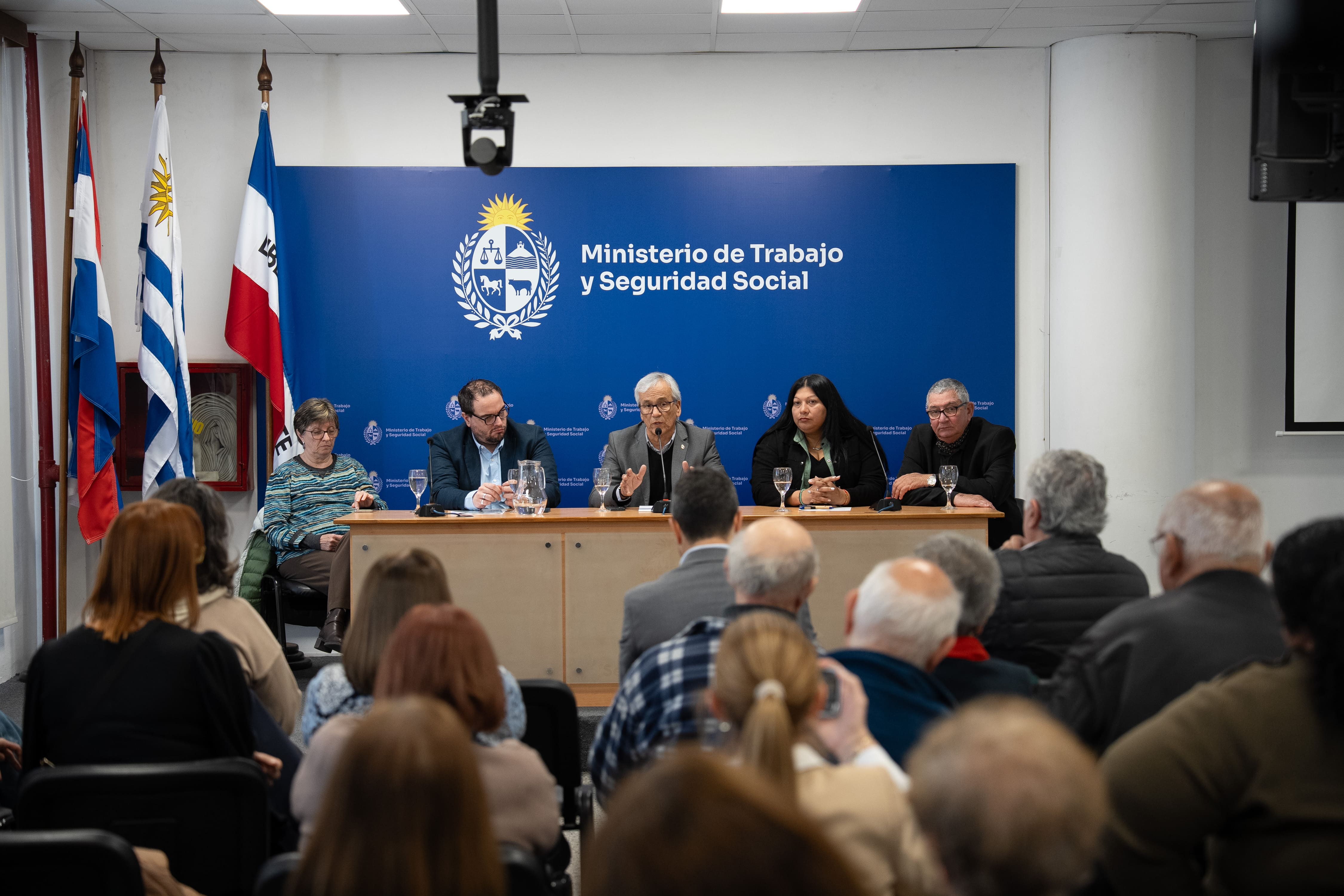 Rosario Oiz, Federico Baz, Juan Castillo, Lorena Luján y Gastón Grisoni.