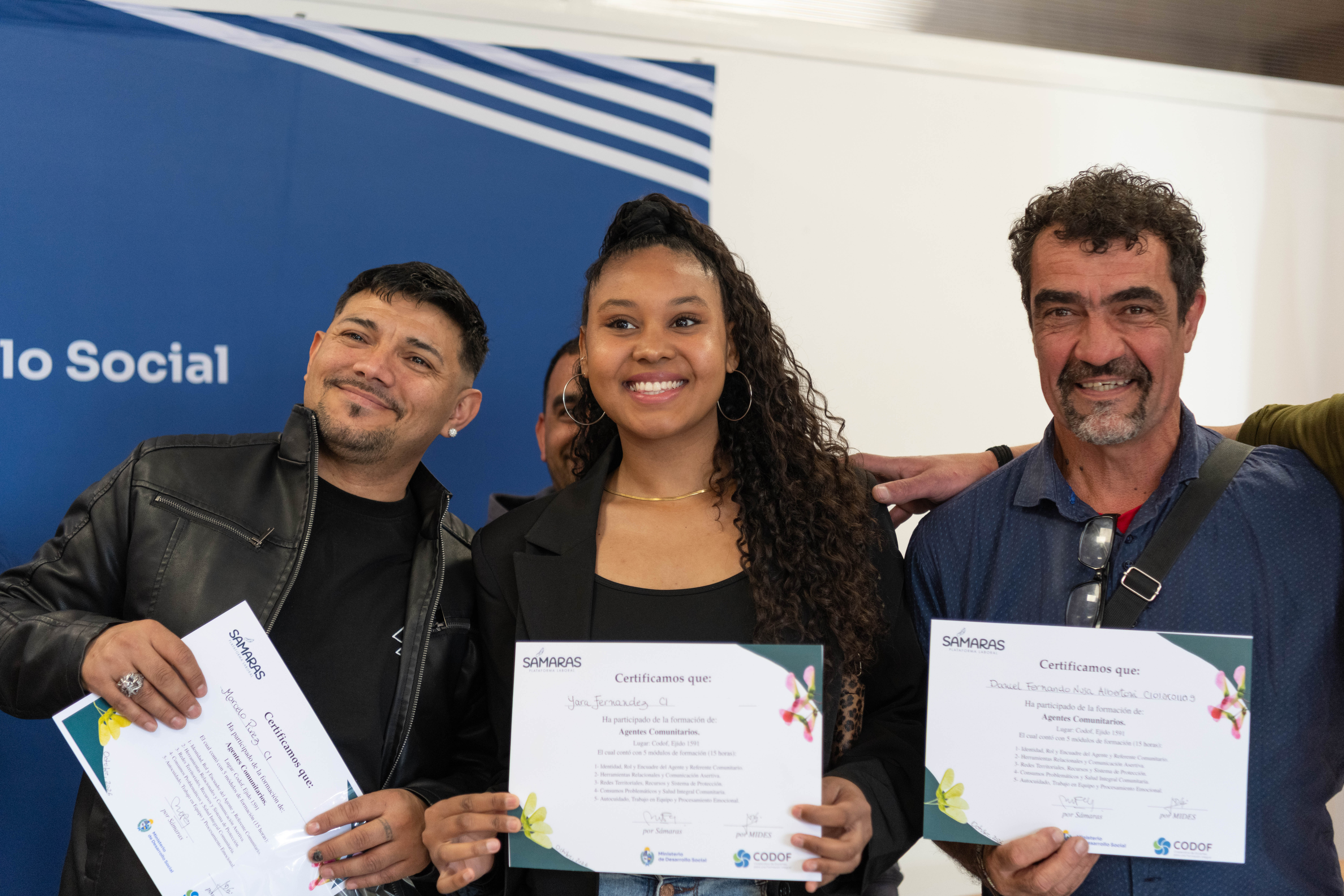 Agentes comunitarios con certificado