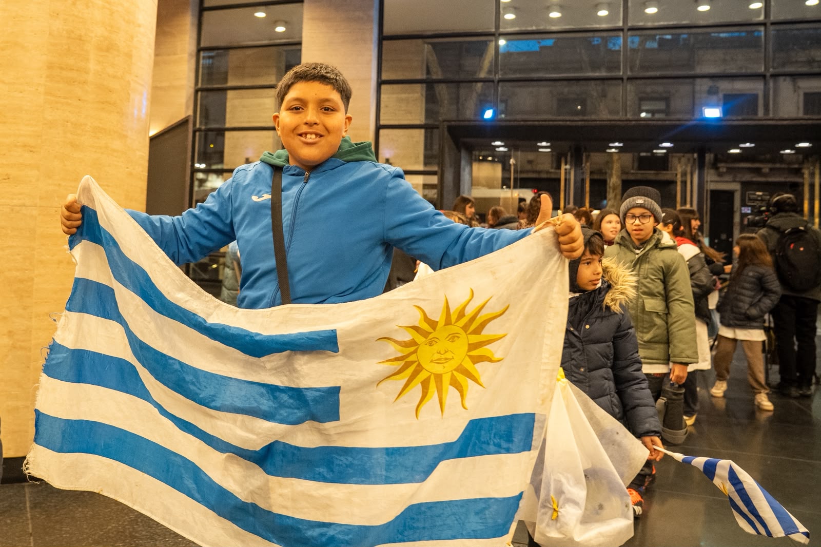 Asistentes al Auditorio Nacional del Sodre para ver el partido de Uruguay en la Copa del Mundo 2026