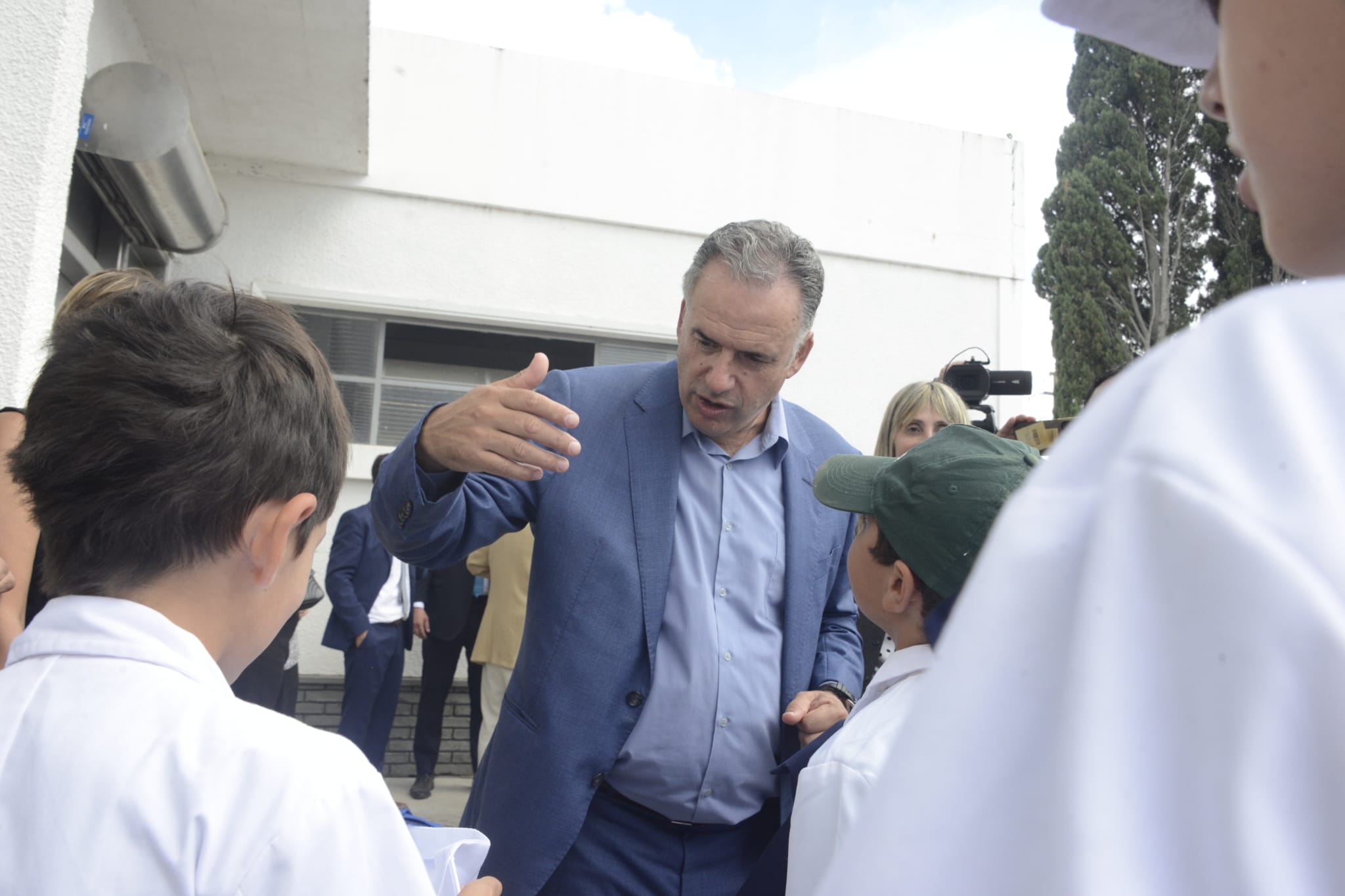 Presidente Orsi dialoga con escolares de Florida.