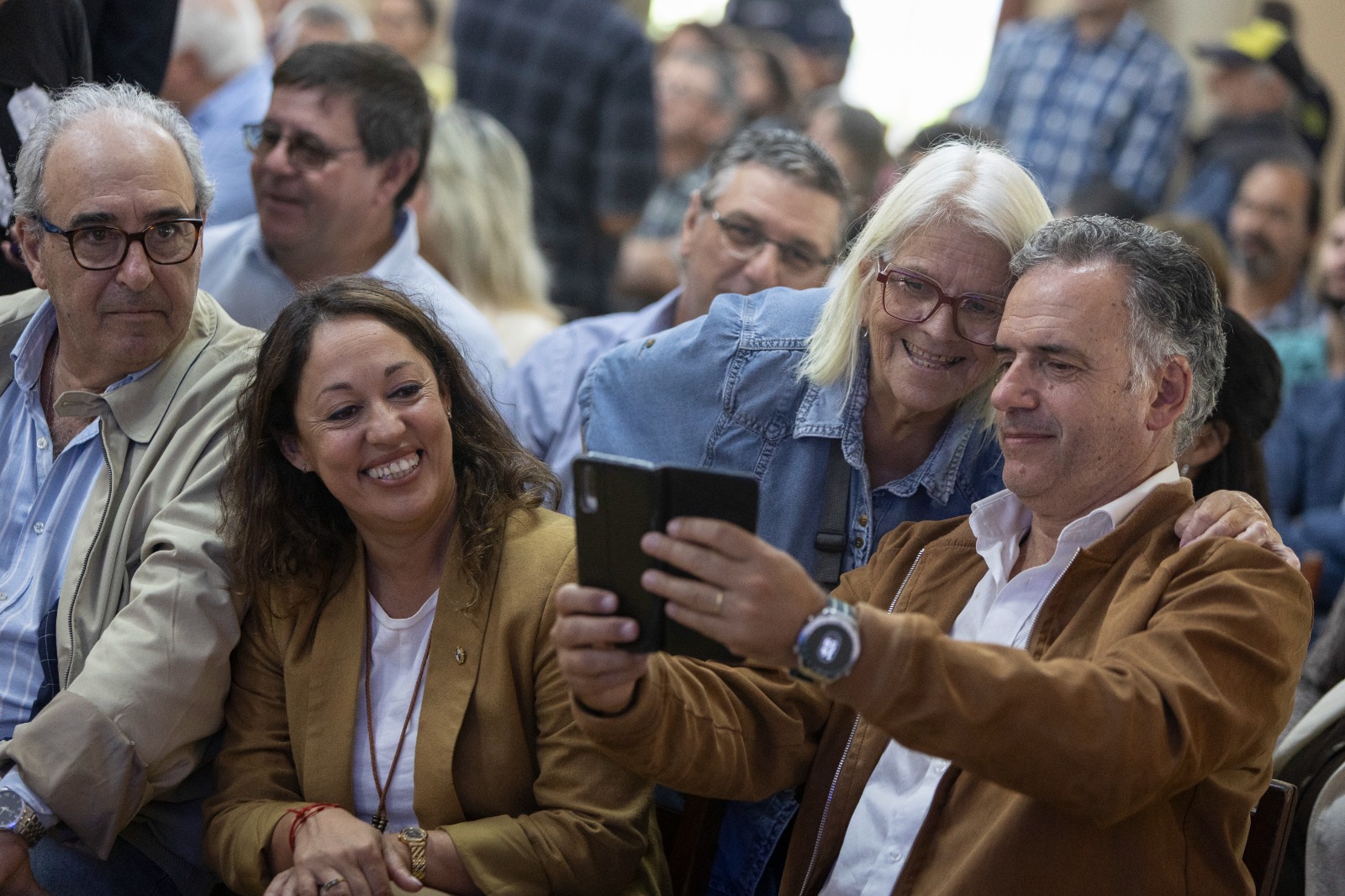 Presidente Orsi y ministros