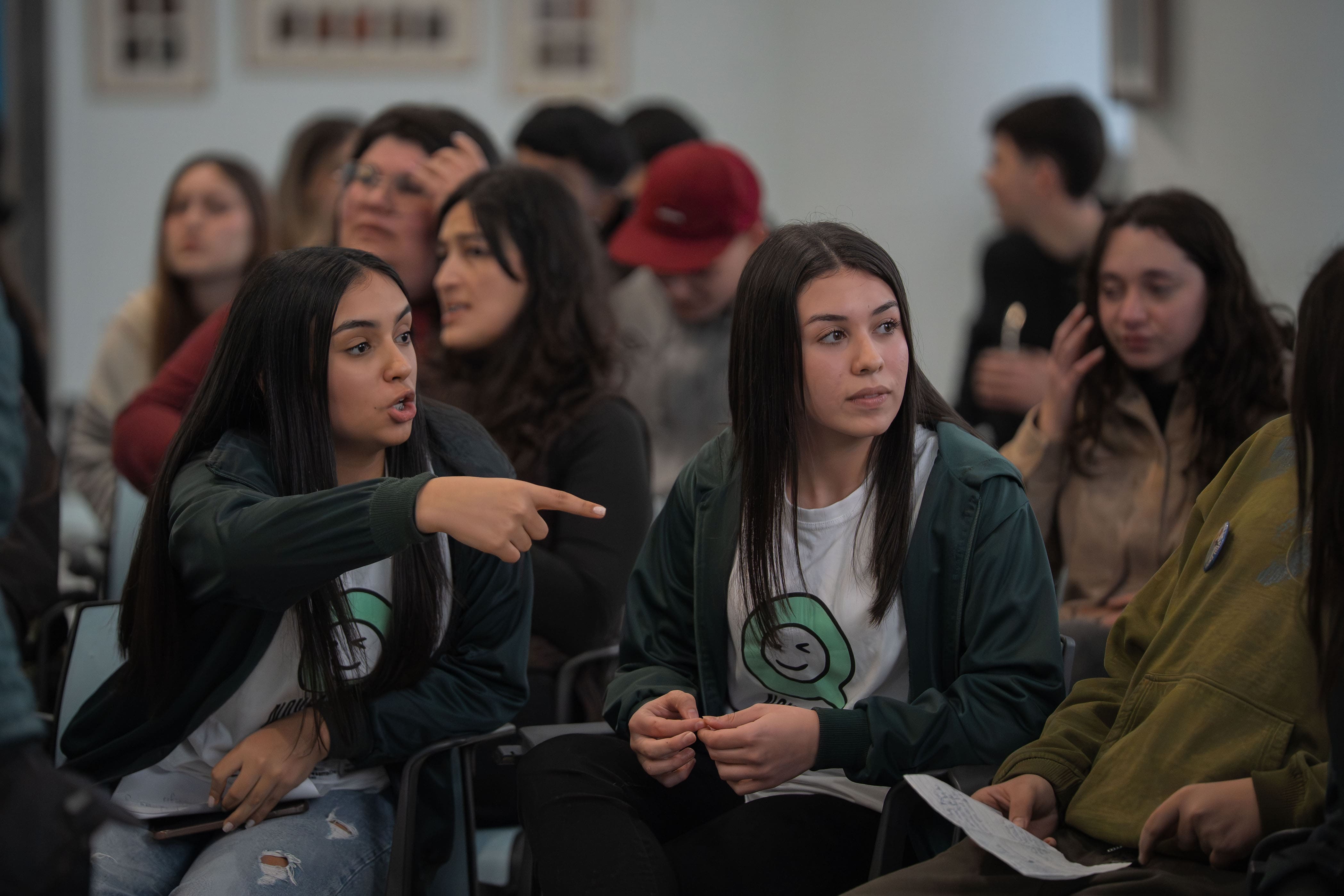 Jóvenes integrantes de grupos de la iniciativa “Participación Comunitaria: Derechos en Acción”