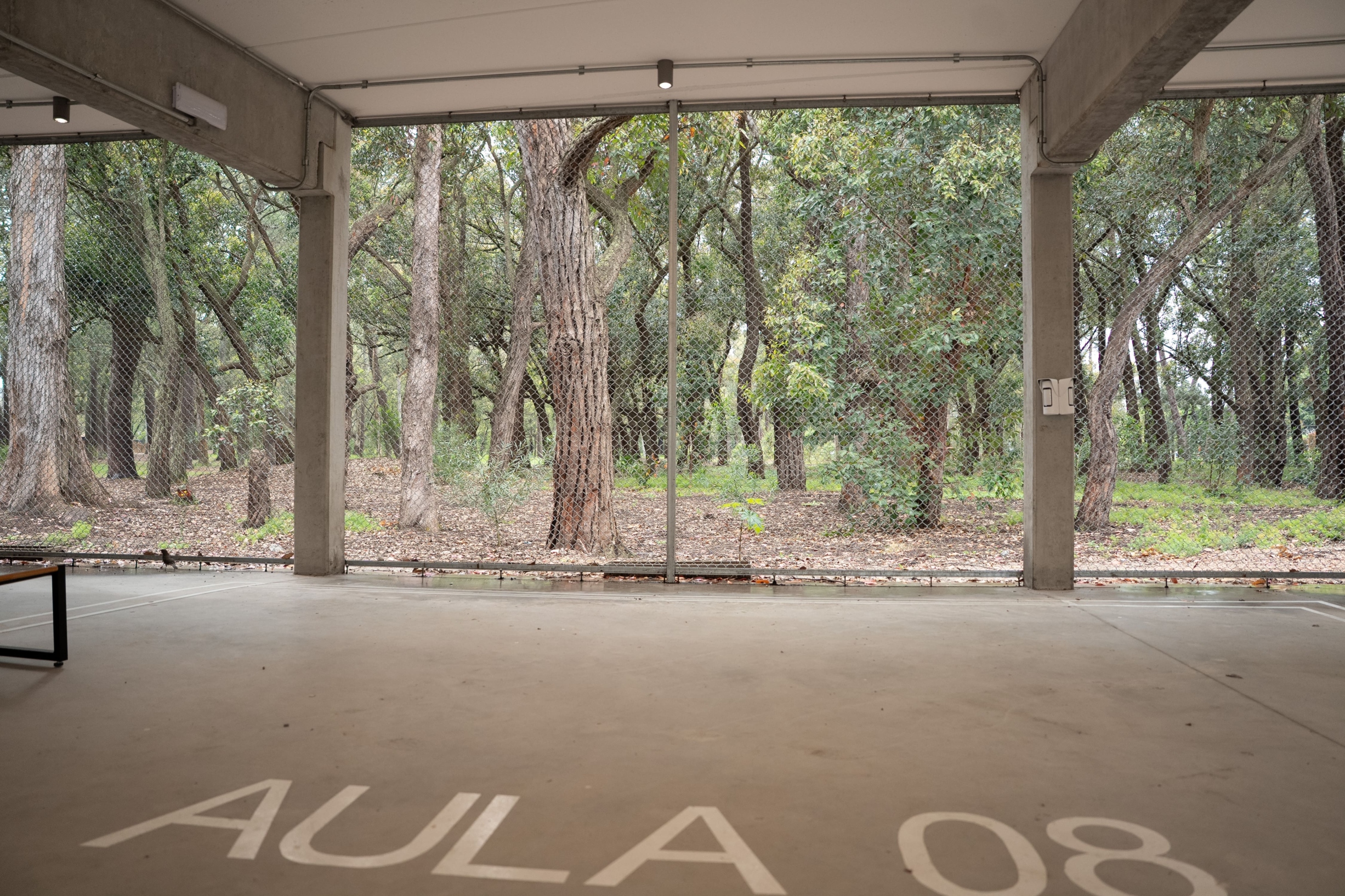 Aula en el nuevo liceo de Paso Carrasco