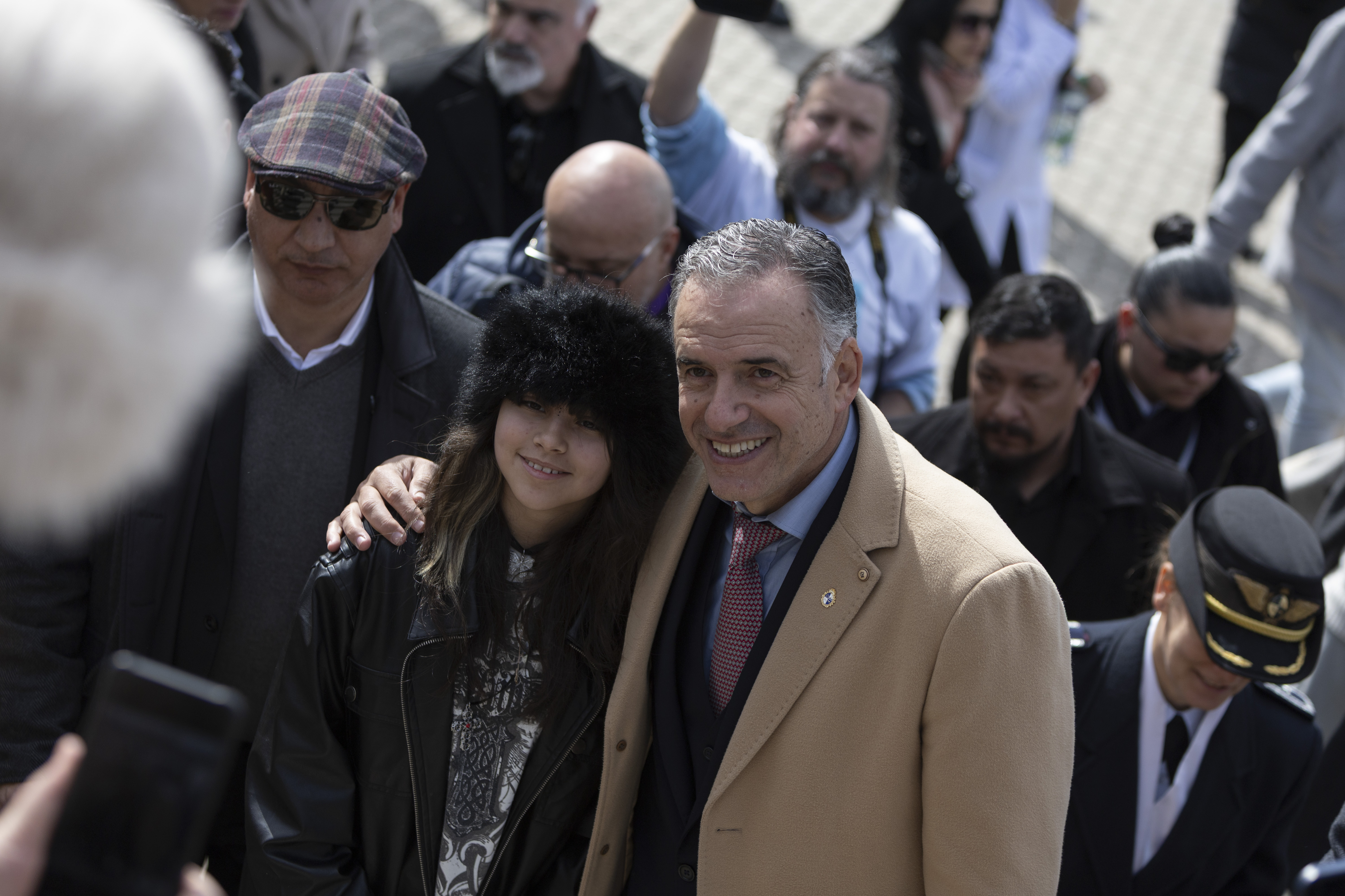 Niña con Orsi