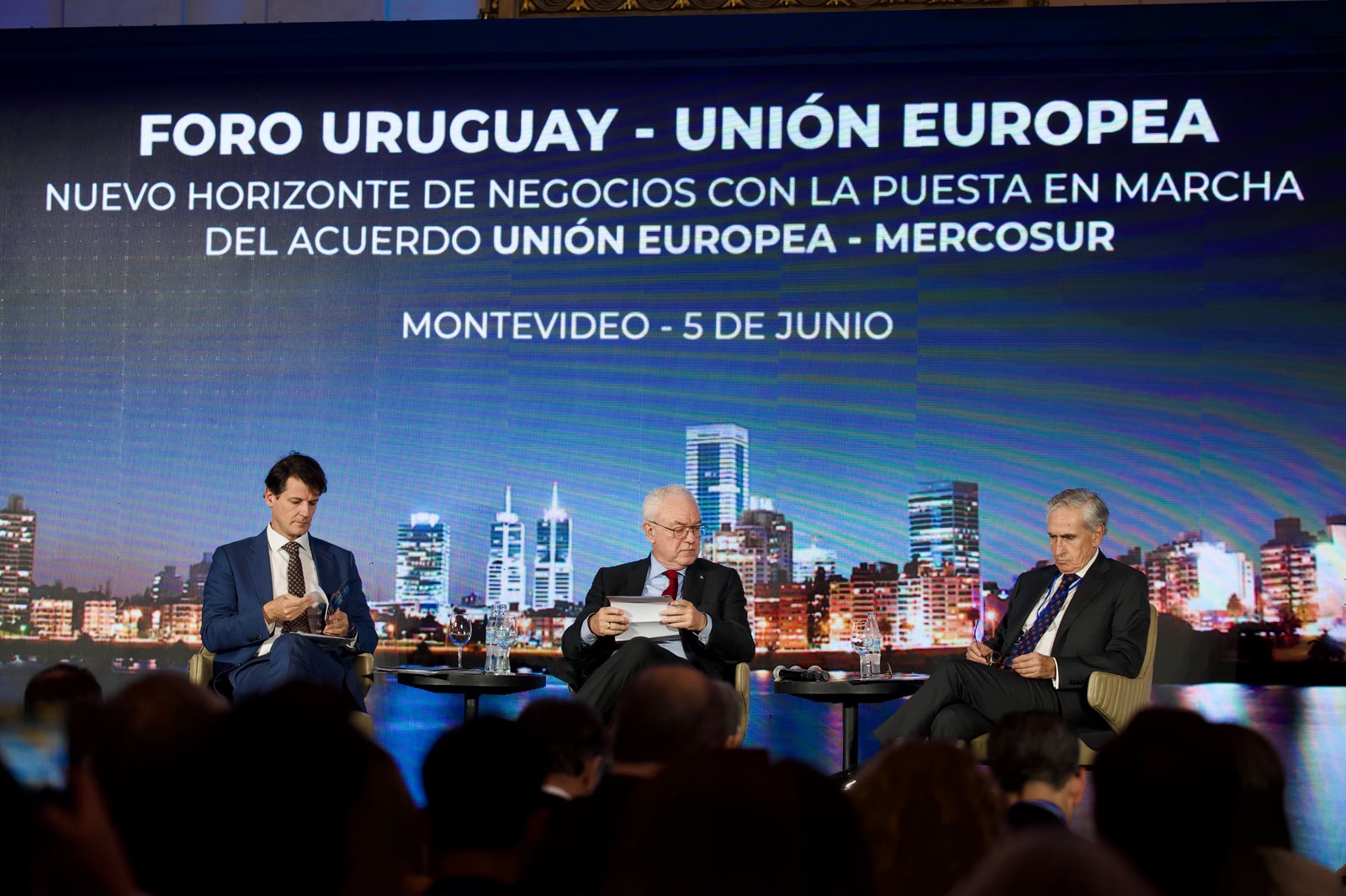 Ramón Jáuregui, Mario Lubetkin y Pelayo Castro