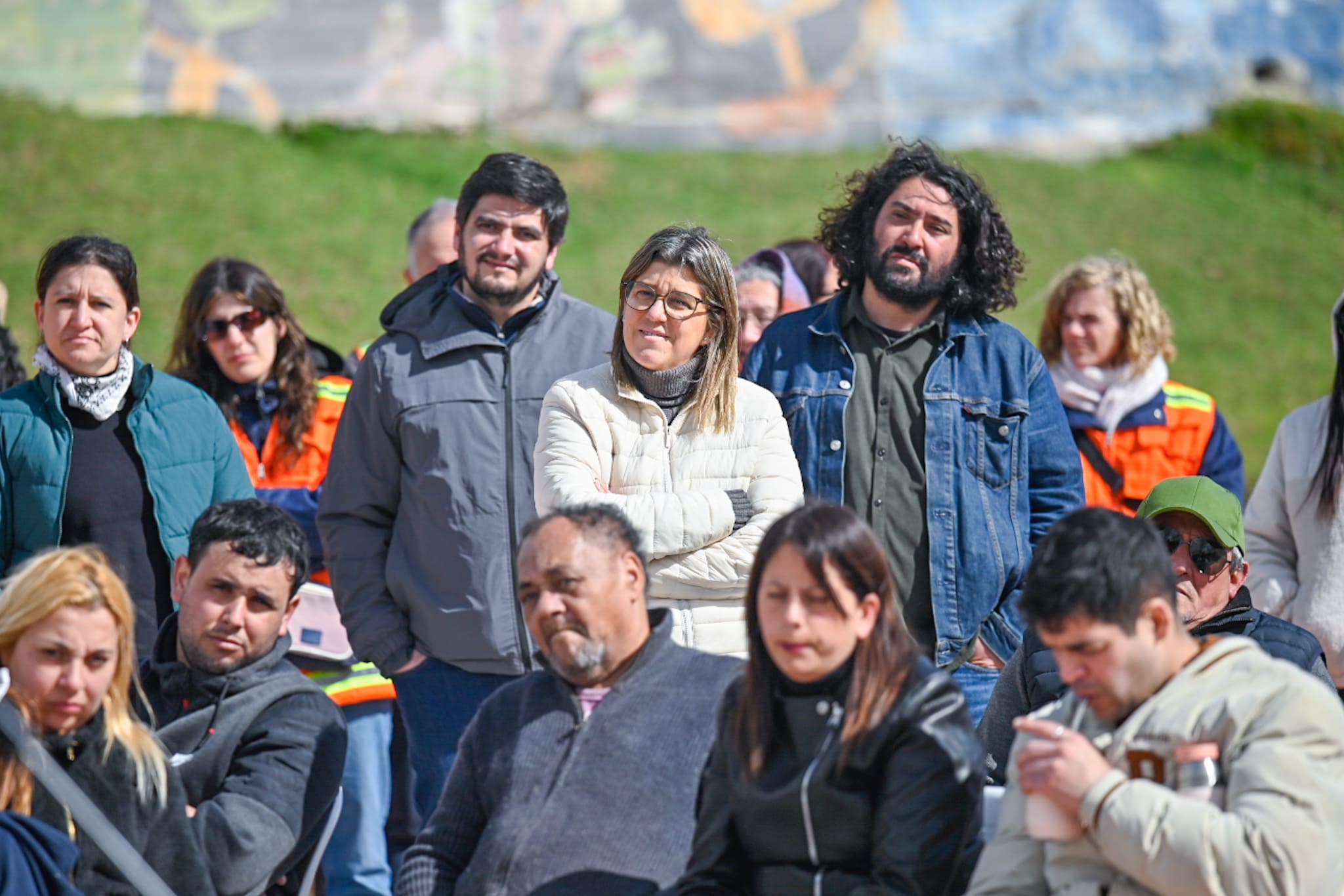 Ministra Paseyro junto a vecinos de Nuevo Amanecer y Los Reyes