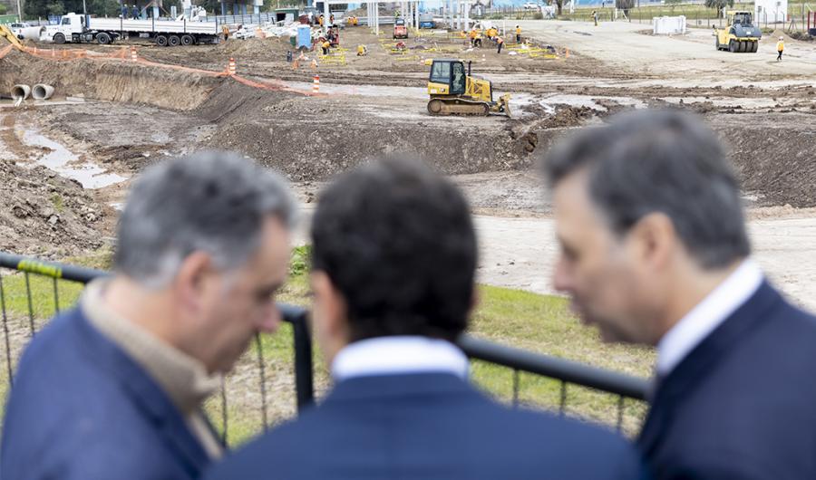 Presidente Yamandú Orsi dialoga con representantes de TUMO