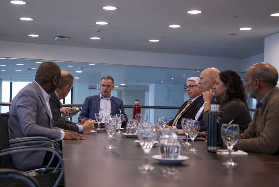 Presidente Orsi, reunido con integrantes de la comisión de asuntos de riego