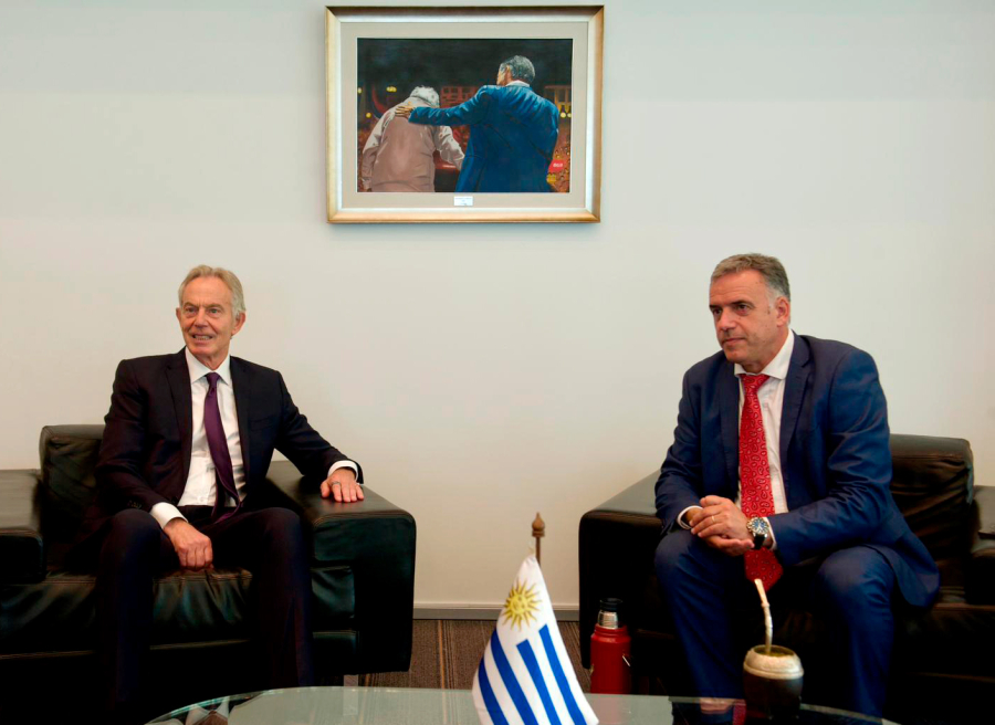 Tony Blair y Yamandú Orsi