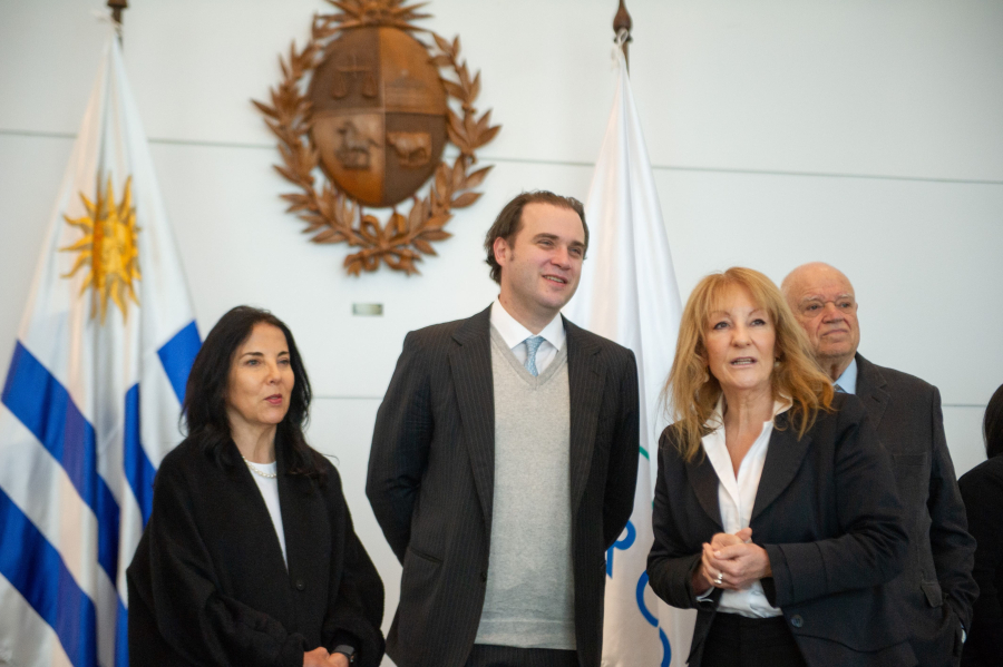 Patricia Pérez Goldberg, Rodrigo Mudrovitsch, Carolina Cosse y Ricardo Pérez Manrique
