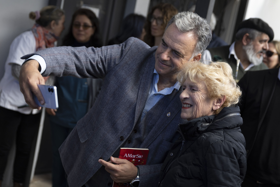 Presidente Orsi en Centro Cívico de Del Andaluz