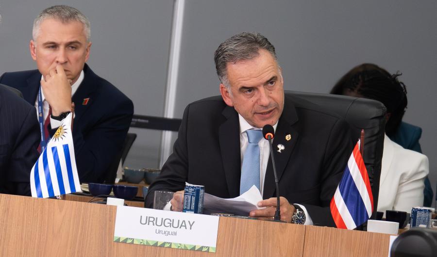 Presidente Yamandú Orsi brinda discurso en Cumbre BRICS