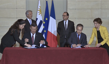 Autoridades de Uruguay y Francia firman acurdos bilaterales Autoridades de Uruguay y Francia firman acurdos bilaterales