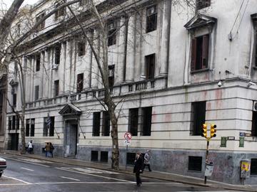 Fachada del MEF