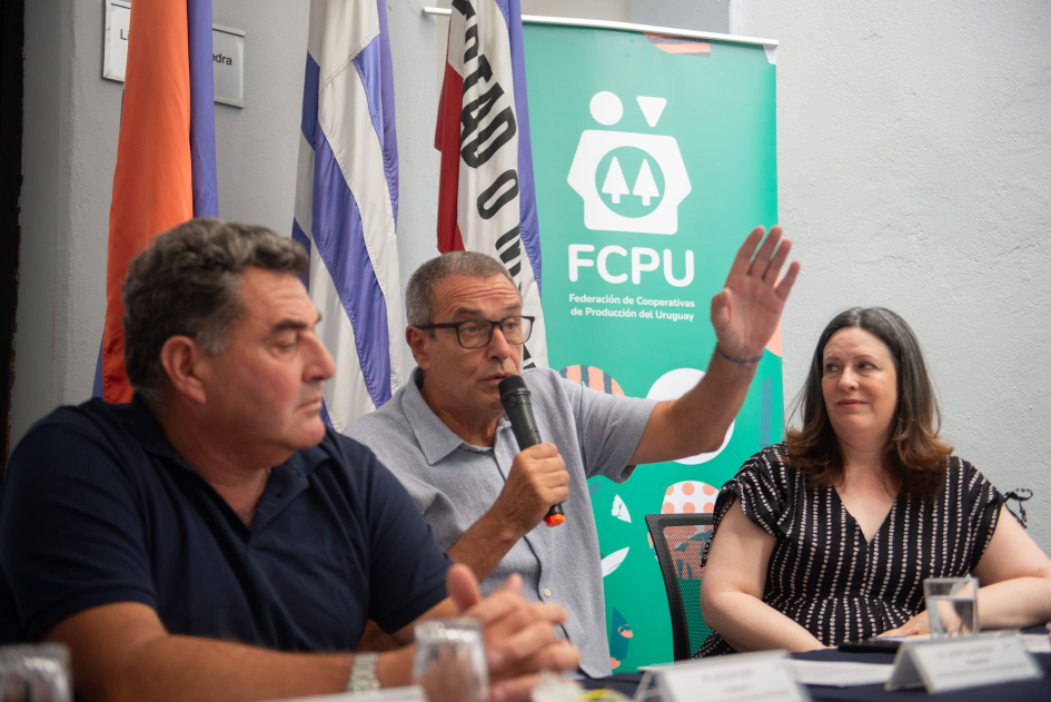 Firma del convenio entre Inisa y Federación de Cooperativas de Producción del Uruguay (FCPU)